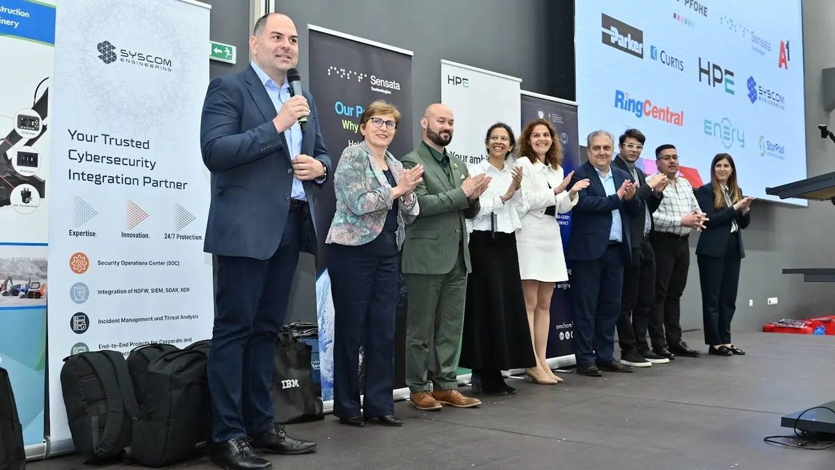 В зала „Тех Арена“ на Техническия университет - София, Националното представителство на студентските съвети отличи на официална церемония за 19-ти път най-успешните и активни студенти на България