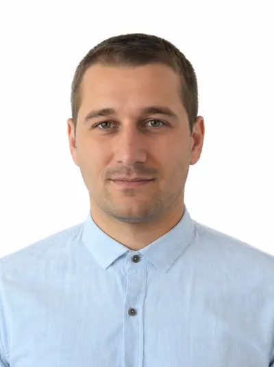 Иван Денев