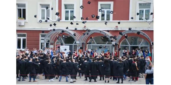 Тържествено връчване на дипломите на Випуск 2020 на Технологично училище „Електронни системи" (ТУЕС) към Техническия университет – София