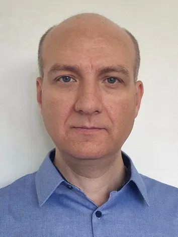 Николай Николов