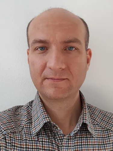 Николай Николов