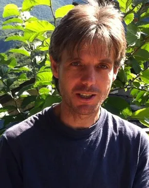 Алексей Николов