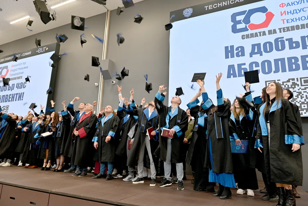 At an official ceremony, the Faculty of Industrial Technologies awarded diplomas to 80 bachelors and masters from the 2025 graduating class.