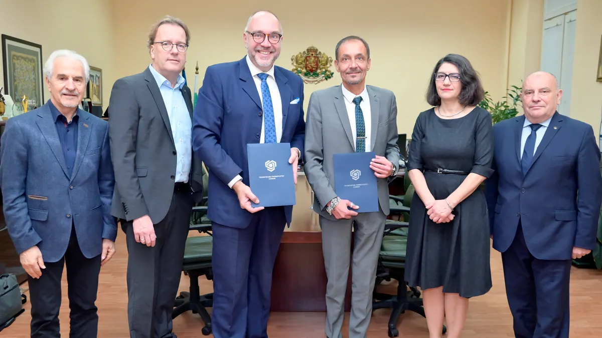 The Technical University – Sofia and the German University of Applied Sciences for Economics and Management FOM Essen signed an Agreement for Joint Supervision of Doctoral Students