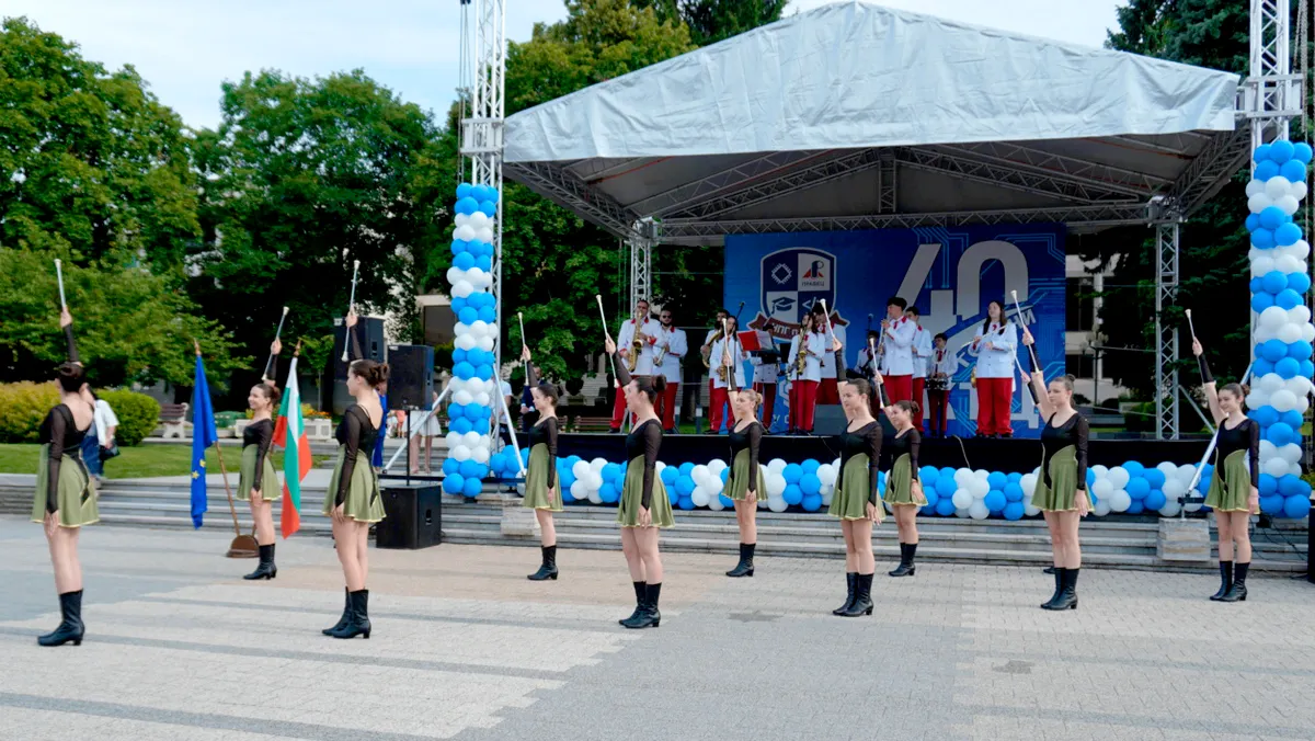 40-годишен юбилей празнува Националната професионална гимназия по компютърни технологии и системи към Техническия университет – София