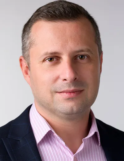 Велизар Василев
