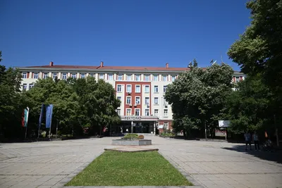 Основна